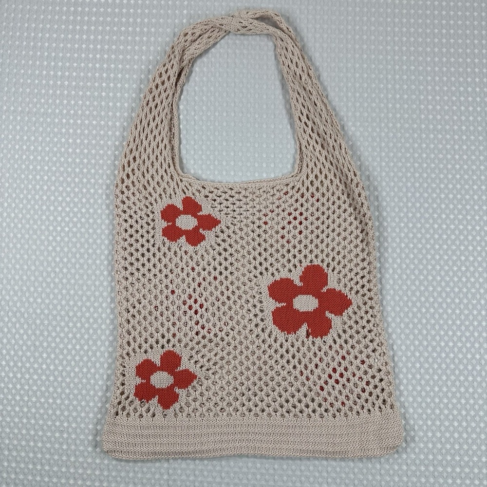 Beige Knit Mesh Tote Bag with Red Flower Design – Handmade Crochet Shoulder Bag
